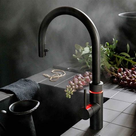 Quooker Armatur kochendes und gekühltes Wasser