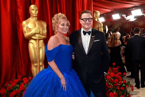 Brendan Fraser brings girlfriend, sons to 2023 Oscars - Good Morning ...