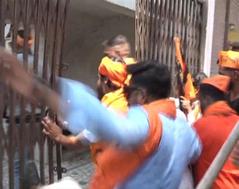 Bajrang Dal worker among 10 held for vandalising Cong office in ...