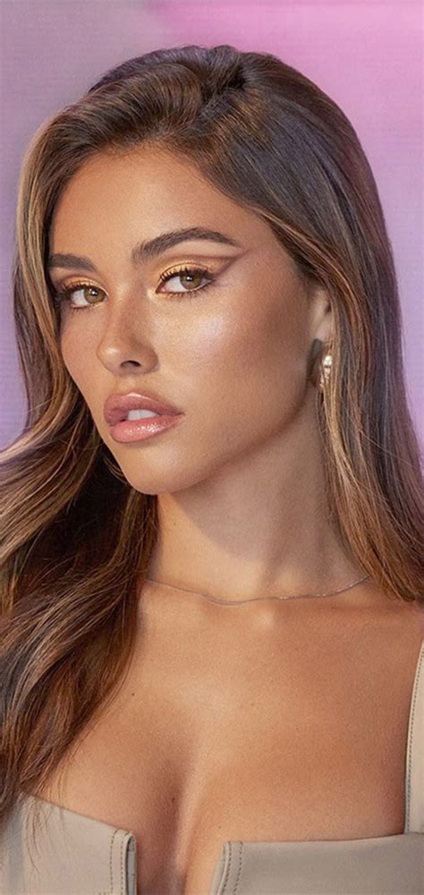 1080x2280 Resolution Model Madison Beer 2020 One Plus 6,Huawei p20,Honor view 10,Vivo y85,Oppo ...