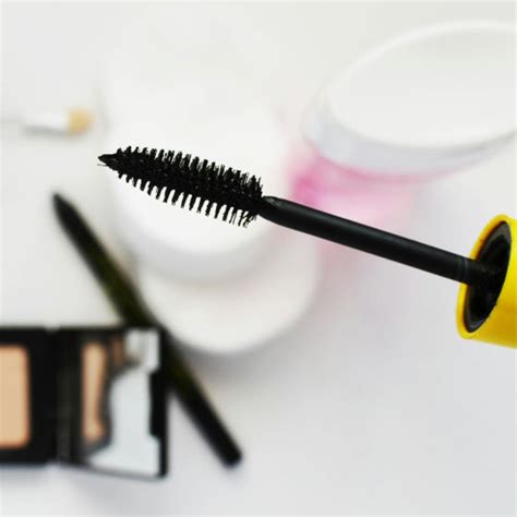 Which mascara wand is right for you? Let us help you decide