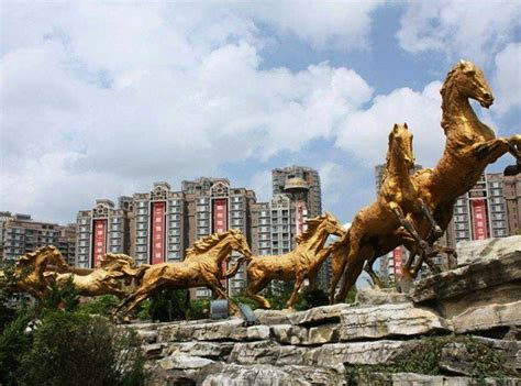 贵阳观山湖雕塑诠释 -贵州朋和文化景观雕塑设计