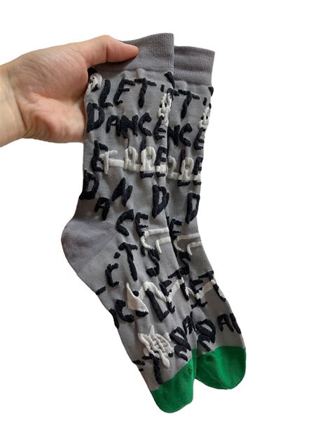 【solmu】graffiti socks（グレー） | solmu