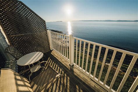 AUBERGE SUR MER NOTRE-DAME-DU-PORTAGE | TARIFS À PARTIR DE $81