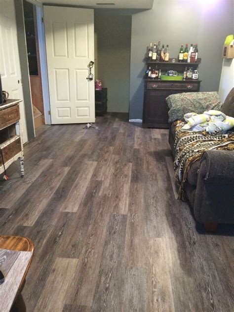 Everything You Need To Know About Vinyl Floor Cover - Flooring Designs