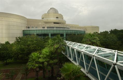 New downtown Orlando courtyard, Science Center improvements