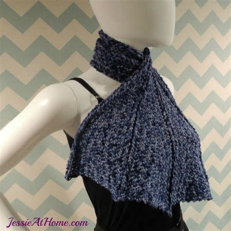Dragon Wing Crochet Scarf Pattern | FaveCrafts.com