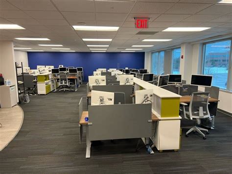 5440 CORPORATE DR Troy MI 48098-2646 APN: 88-20-08-476-018 | Crexi.com