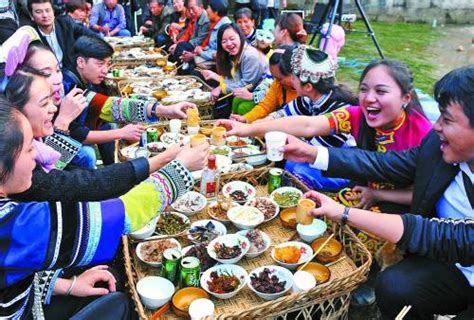 彝族文化盛宴“火把节”将启 放松心灵来体验一次彝餐烧烤饕餮的犒赏-美食搜罗-西部报道网