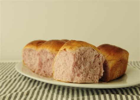 Asian Family Recipes: Purple Yam / Taro Bread