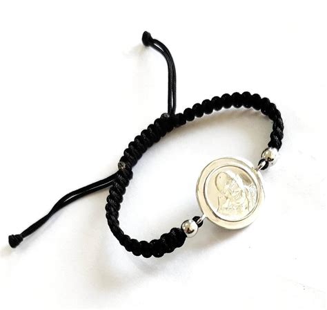 Jai Guruji Swaroop bracelet in silver – Jewelslane