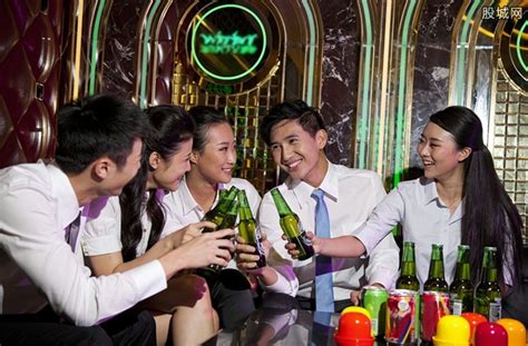 全国各地喝酒习俗：东北喝“豪迈”，上海喝“精致”，山东人绝了 - 知乎