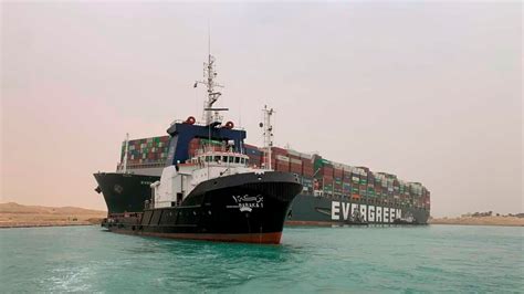 Massive Container Ship Runs Aground, Blocks Traffic in Suez Canal