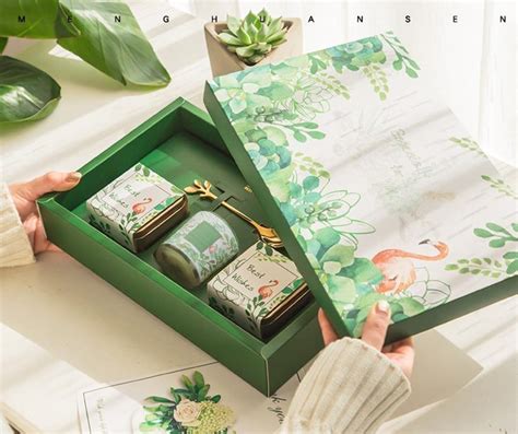 毕业季礼物要什么最新素材