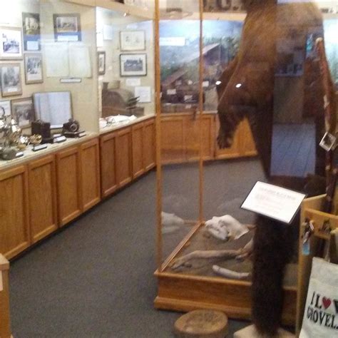 GROVELAND YOSEMITE GATEWAY MUSEUM - All You SHOULD Know Before Going ...