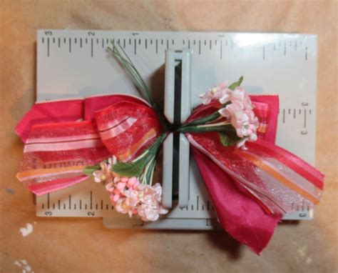 Bowdabra Tutorial Two Ribbons 的图像结果