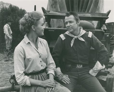 Laraine Stephens - actress - biography, photo, best movies and TV shows