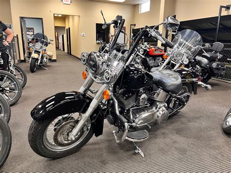 2014 Harley-Davidson Softail Heritage Classic | Man O'War Harley-Davidson®