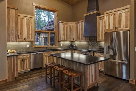 What Color Cabinets Go Best With Hickory Floors | Floor Roma