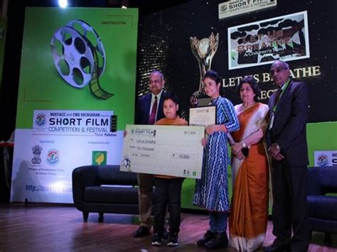 Mumbai students' film 'Clean and Green' bags top prize at CMS VATAVARAN ...