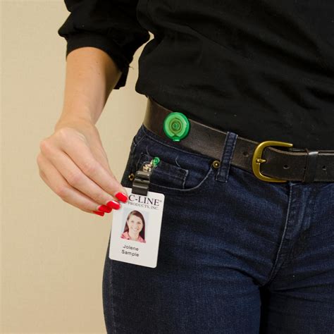 C-Line Retracting ID Card/Badge Reels, Belt Clip with Snap-On ID Strap, 30-Inch Cord, Black, 25 ...