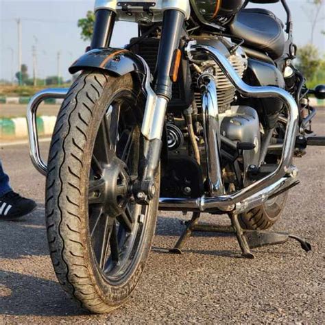 Super Meteor 650 Moustache Engine Guard/Crash Guard – Sans Classic Parts