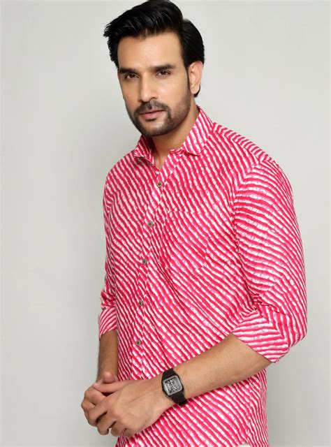 Buy Rajasthan Lahriya Pink Full Sleeve Shirt for Men Online | Rangat Jaipur