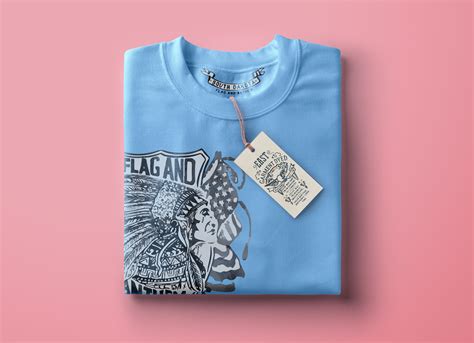 Free Folded T-Shirt with Tag Mockup PSD - Good Mockups