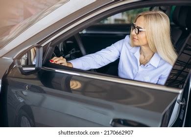 Buisness Deal Wallpaper 的图像结果