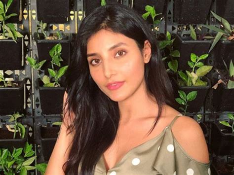 Harshita Gaur injured during shooting of the web series 'Mirzapur 2 ...