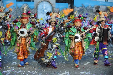 The 2016 Philadelphia Mummers Parade - Philly Happening