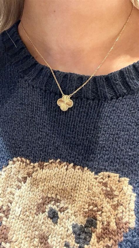 Golden Clover Pendant Necklace – SubhagAlankar