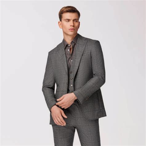 Gray Superfine Wool Check Suit Prince of Wales | TAILOR
