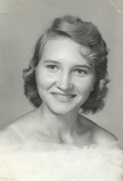 Jolene Garst Obituary - 11/28/2025 - Dillow-Taylor Funeral Home ...