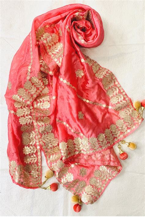 Peach Gotta Floral Embroidered Silk Dupatta – anokherang