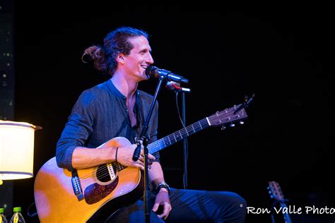 David Shaw Of The Revivalists Delivers Intimate Acoustic Show To Open ...