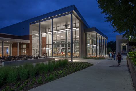 Case Dining Hall - RossTarrant Architects