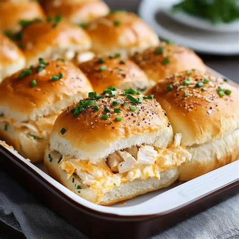 Easy Crack Chicken Sliders on Hawaiian Rolls - My Homemade Recipe