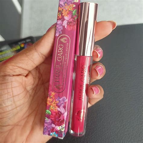 Delight 54: Featherlite Matte Liquid Lipstick