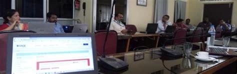 A Technical Session on XISS Library Resources held for HRM Programme ...