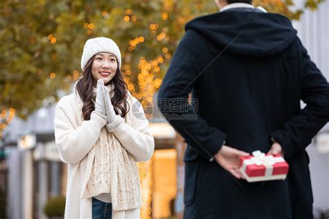 冬天该送什么礼物最新素材