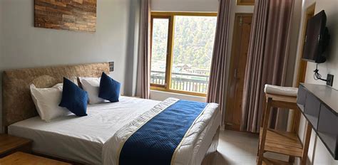 Hotel The Oak Mountain , Top 10 Hotels in Yamunotri Highway , Budget ...