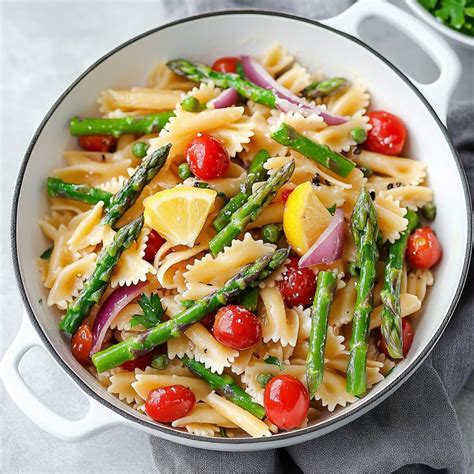 Lemony Asparagus Pasta Salad