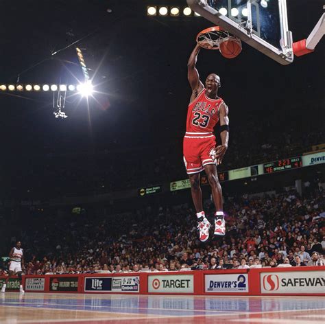 Michael Jordan dunk contest photo explained by SI photographer - Sports ...