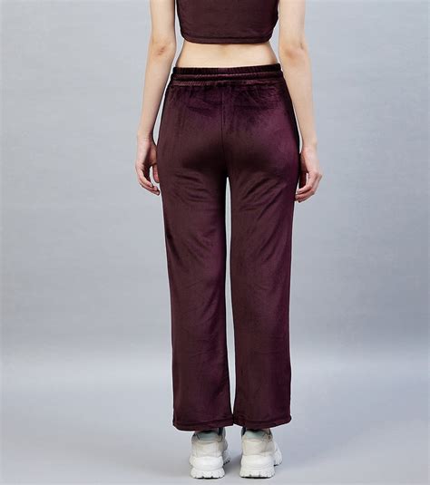 The Art of Timeless Dressing – Delan