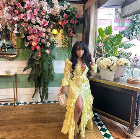 Pin by Lucinda Leshore on cute!! in 2025 | Chic dress classy, Easter ...