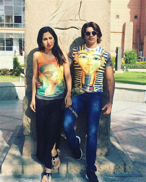 Karanvir Bohra’s wife Teejay Sidhu to start parenting blog- The Etimes ...