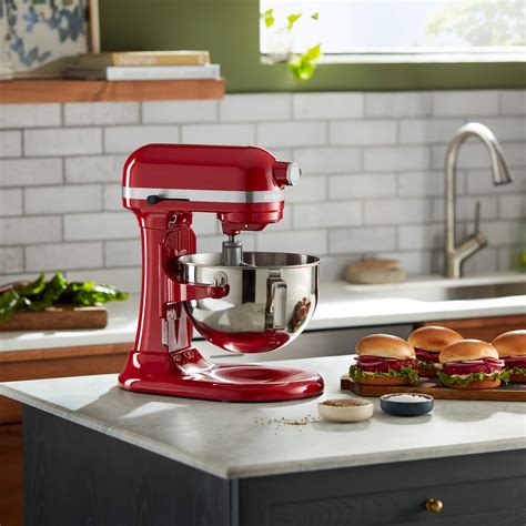 KitchenAid 5.5 Quart Bowl-Lift Stand Mixer Empire Red KSM55SXXXER ...