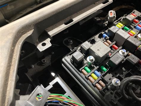 Volvo Brake Control Module Location 的图像结果