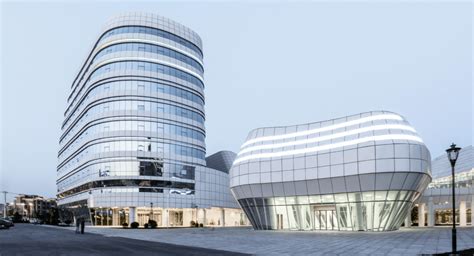 公司唐山西综合客运枢纽项目主站楼喜封金顶 将成为唐山市门户新窗口 - 公司新闻 - 中铁四局集团第三建设有限公司